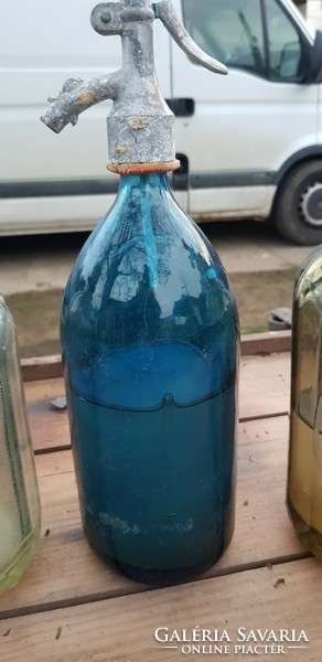 Soda bottle 5 pcs....Old