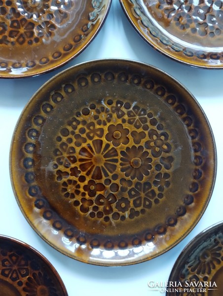 Ceramic plates from ndk