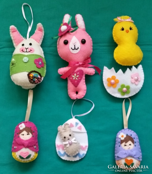 6 darab bájos húsvéti textil figura, nyuszi, tojás, csirke, matrjoska baba