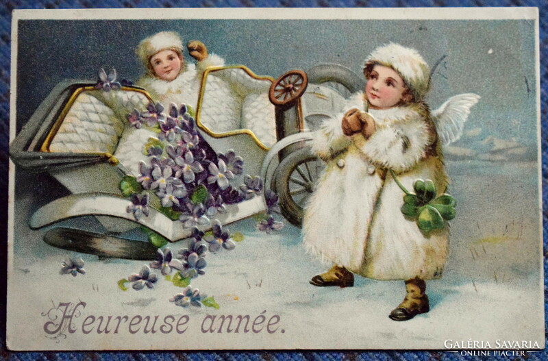 Antik dombornyomott Újévi üdvözlő litho képeslap - felborult automobil  4levelű lóhere angyalka