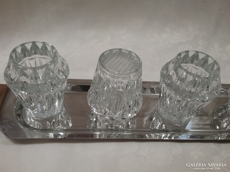 6 glass glasses on a metal tray