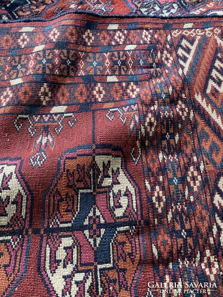 Antique Turkmen carpet 108x165