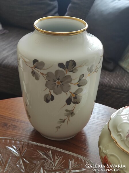 Vintage floral porcelain vase with gold rim by pmr jaeger & co. From Bavaria from the 1960s