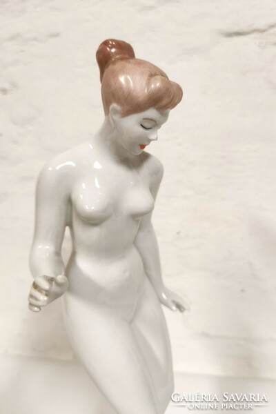 Aurél Káldor, female nude entering water. Aquincum porcelain. Flawless.