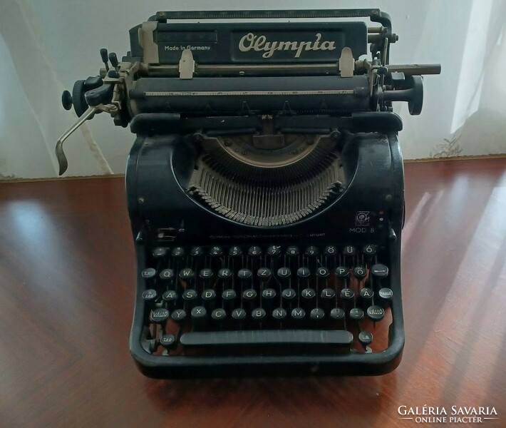 Írógép Olympia