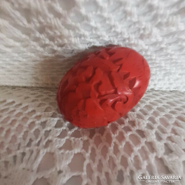 Red Chinese set (bowl + decorative egg)