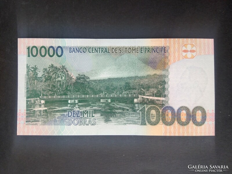Sao Tome és Principe 10000 Dobras 2013 Unc