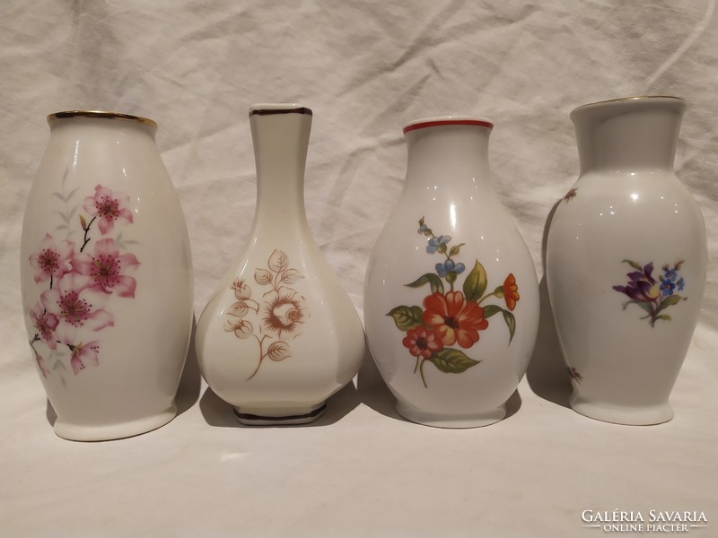4 small painted porcelain vases from Raven House