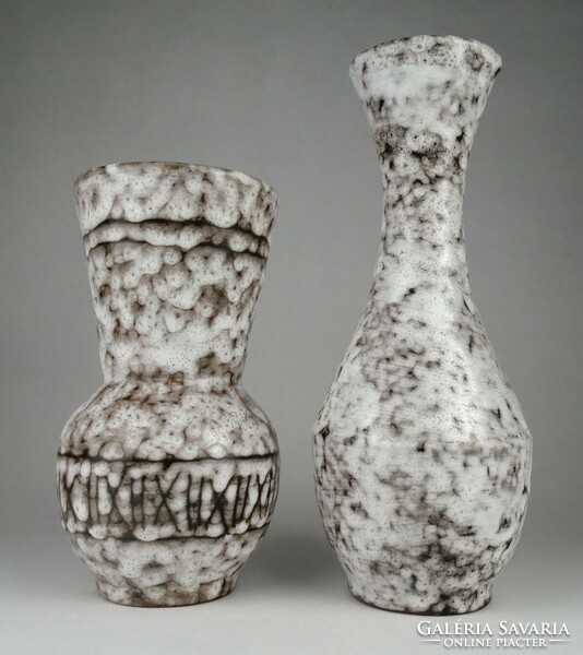 1Q628 pair of retro white glazed ceramic vases