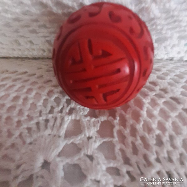 Red Chinese set (bowl + decorative egg)