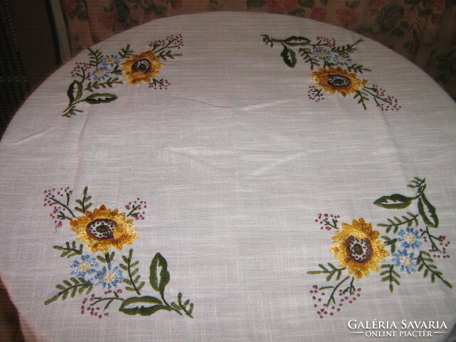 Beautiful vintage floral hand crocheted embroidered tablecloth