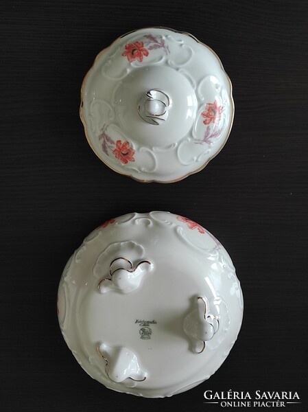 Huge (18 cm high, diameter 16 cm!) and fabulous hutschenreuther bavaria porcelain bonbonnier with base