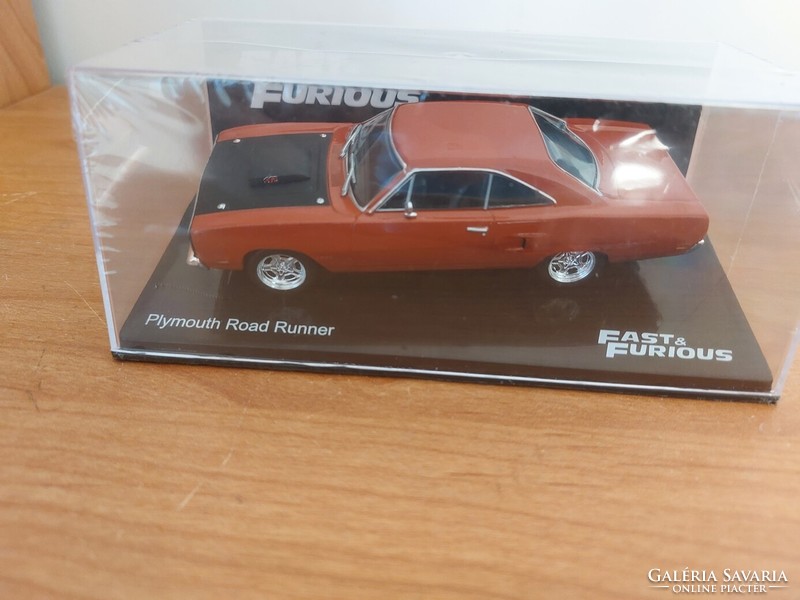 (K) Plymouth Road runner halálos iramban 1:43 (?)  kisautó