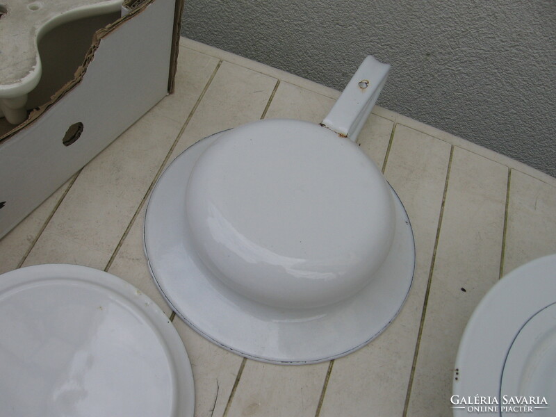 2 Pcs retro enamel bed bowl with lid baumann prima ware 30s, 40s