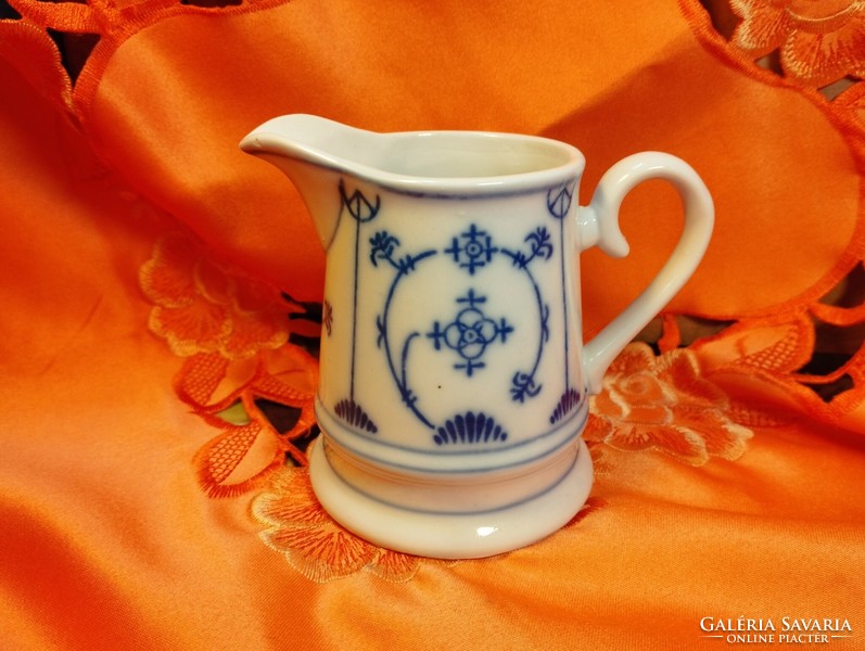 Immortelle patterned porcelain milk and cream spout for replacement