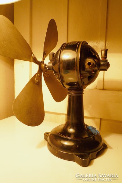 A curiosity! Antique 20s marelli cast iron table fan steampunk loft decor