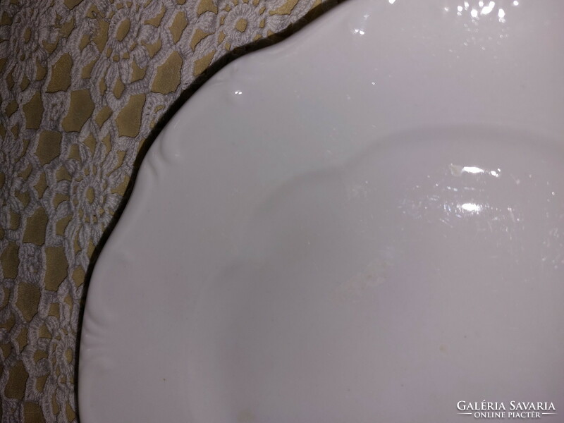 Zsolnay fehér 2db lapos, 1db süteményes tányér