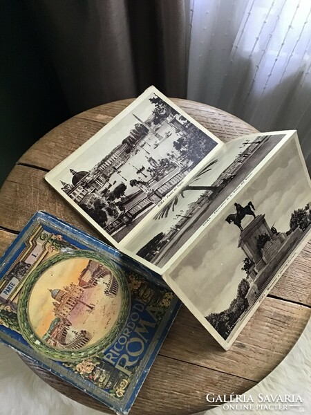 Antique ricordo di roma small picture book with leporello
