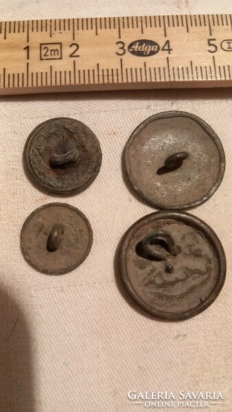 4 very old (early 1800s) military buttons