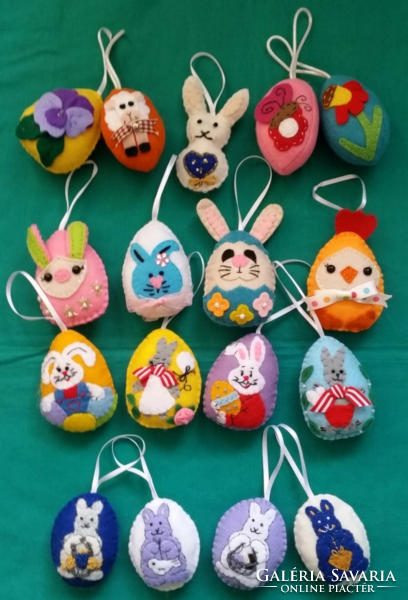 17 darab egyedi textil kézműves színes  húsvéti tojás