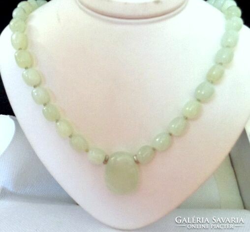 Jade mineral necklace