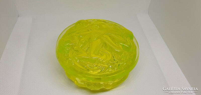 Uranium glass uranium-green bonbonier with an erotic scene