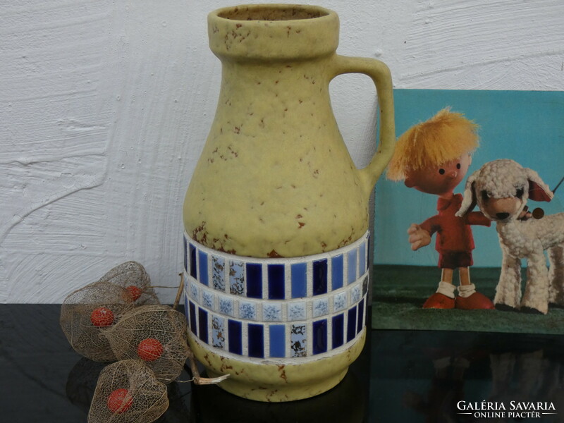 Sawa Bézs  Vintage  Kerámia Váza  1960-as évek nyugatnémet keramikus  váza, jelzett: 348-20
