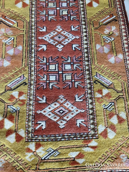 Antique Turkish milas carpet 83x150