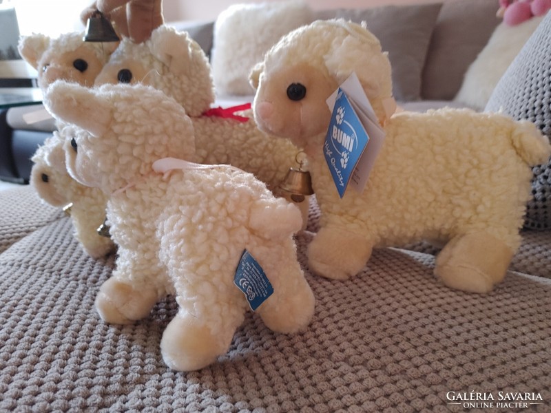 Bárány család barikák valódi bárány szőrben bari húsvét