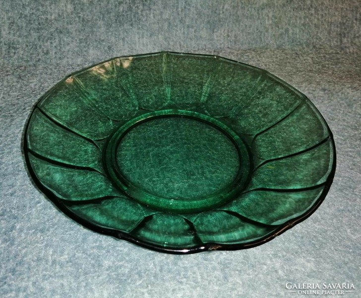 Green glass serving dish diameter 22 cm (a11)