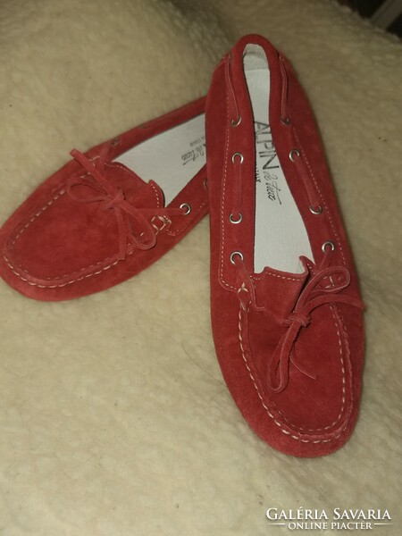 Alpin de luxe original new leather red moccasins 37