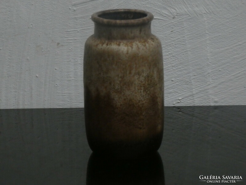 Scheurich West German ceramic vase (231-15), with brown fabiola decor from the 1960s!