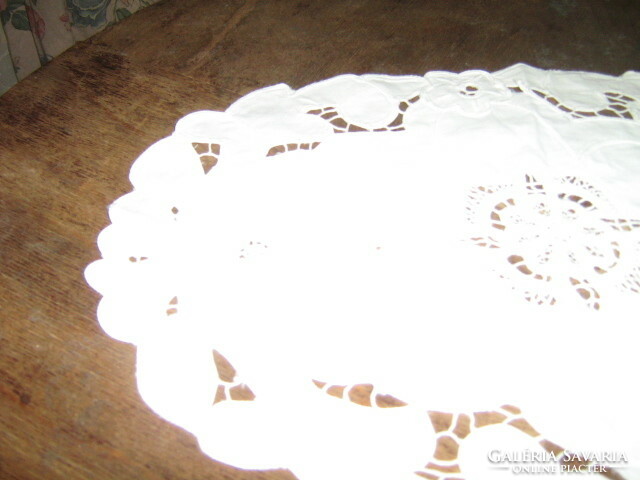 Beautiful ribbon embroidered rosette white lace tablecloth