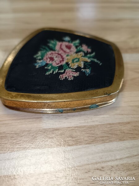 Copper powder holder with tapestry pattern mirror