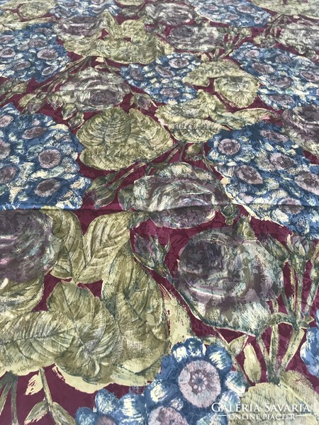 Silk scarf with roses and hydrangeas, 160 x 70 cm