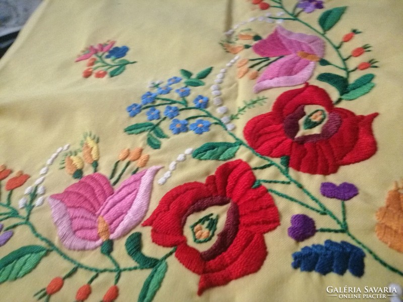 Embroidered large runner tablecloth