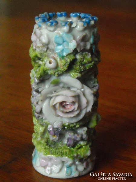 Porcelán mini váza