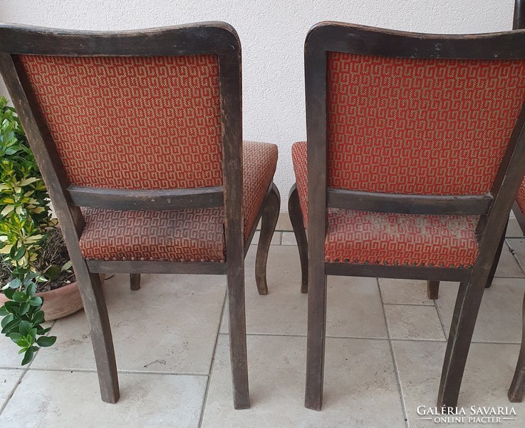 4 old chairs for sale together, 12,000 ft in total