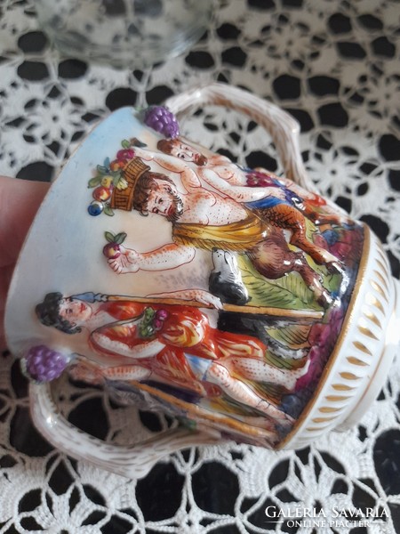 Capodimonte cup with embossed pattern, collector's item