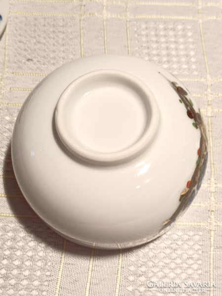 Oriental porcelain without bonbonier mark