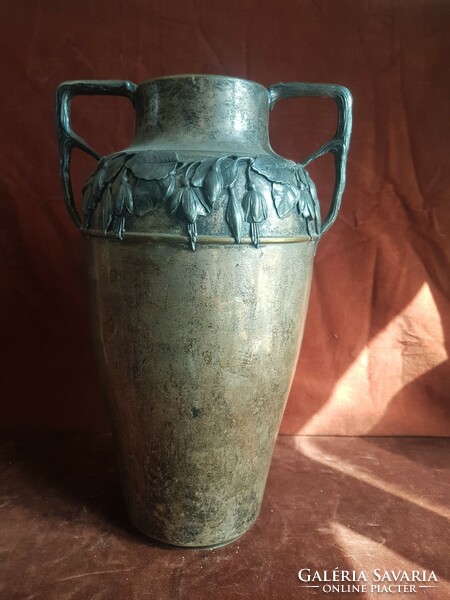 Beautiful Art Nouveau vase