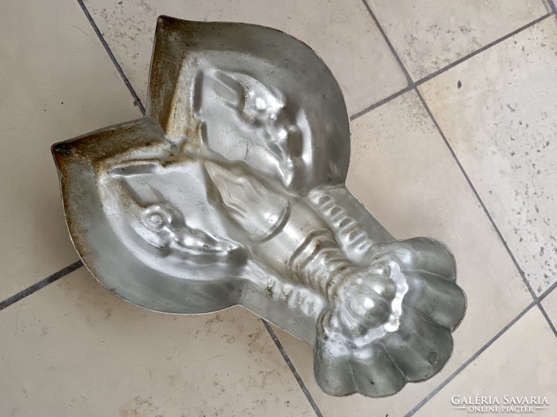 Biedermeier vintage retro confectioner's baking pan brings lobster shape to life. 25 Cm!!