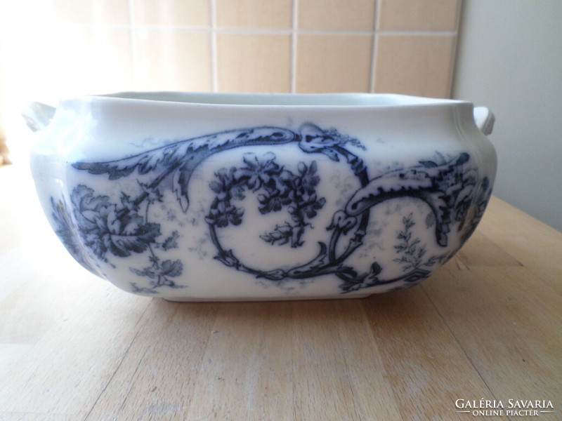 Antique cauldon faience ragu bowl