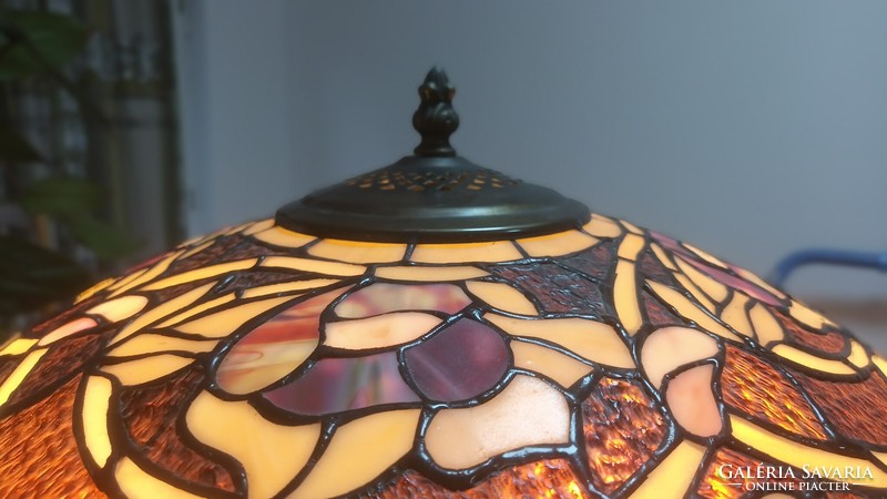 Tiffany table lamp