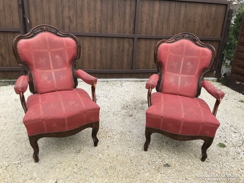 Neobaroque antique armchairs !!