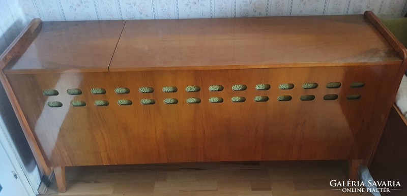 Tatra nâbytok furniture set with table
