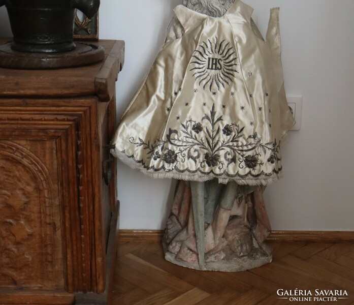19. sz.Prágai Jézus katolikus szobor -babaruházat /19th c. Infant Jesus of Prague Catholic Doll Outf