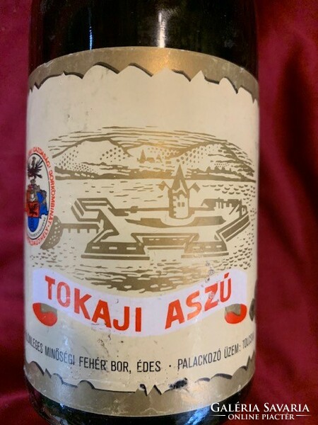 Tokaji Aszú , 3 puttonyos , 1981-es évjárat