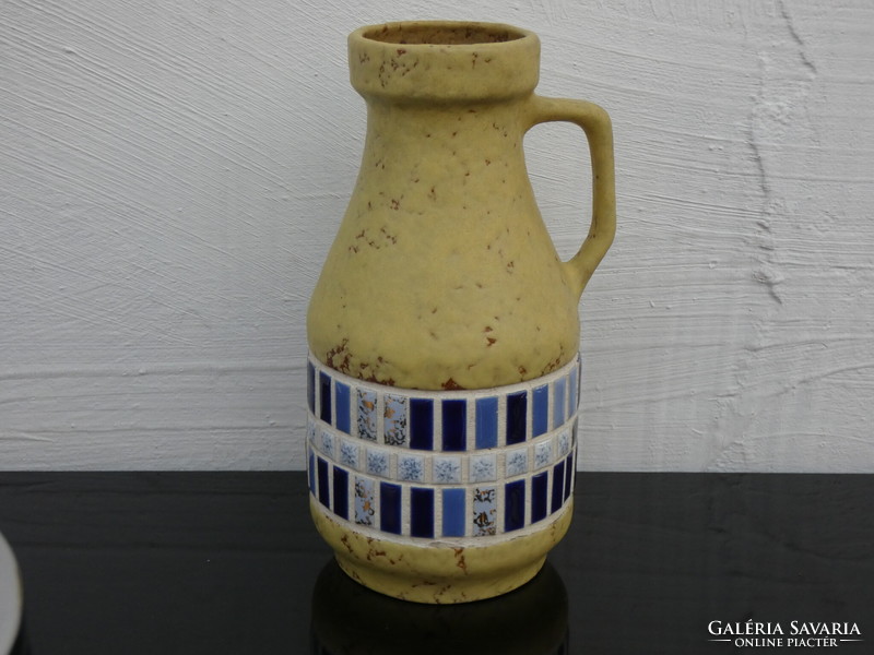 Sawa Bézs  Vintage  Kerámia Váza  1960-as évek nyugatnémet keramikus  váza, jelzett: 348-20