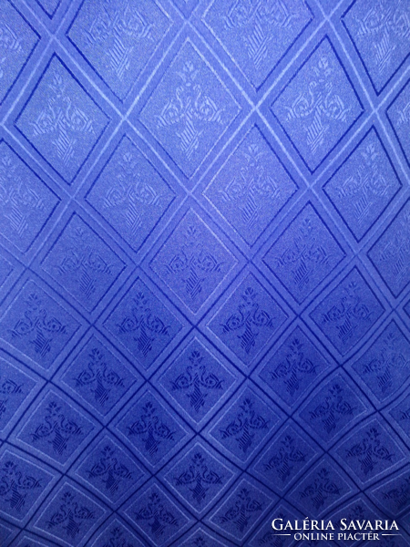 Royal blue shiny tablecloth 135 cm x 130 cm new